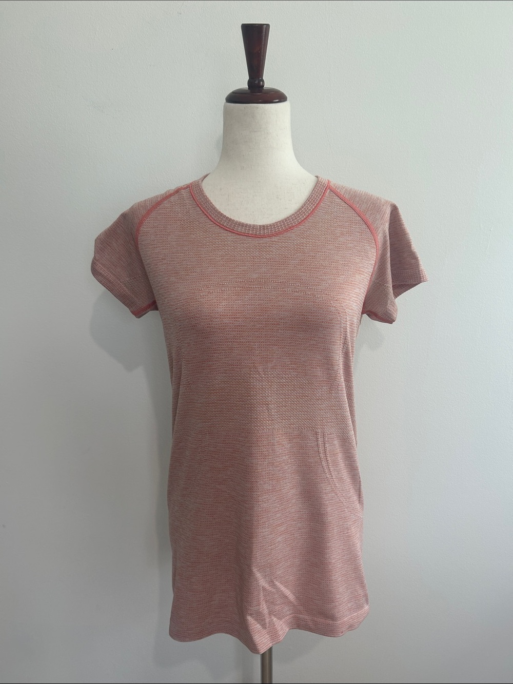 lululemon athletica Swiftly Tech Heathered Coral Short Sleeve Tee Size 10